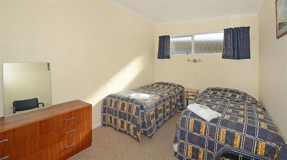 Trentham Motel Upper Hutt Kültér fotó